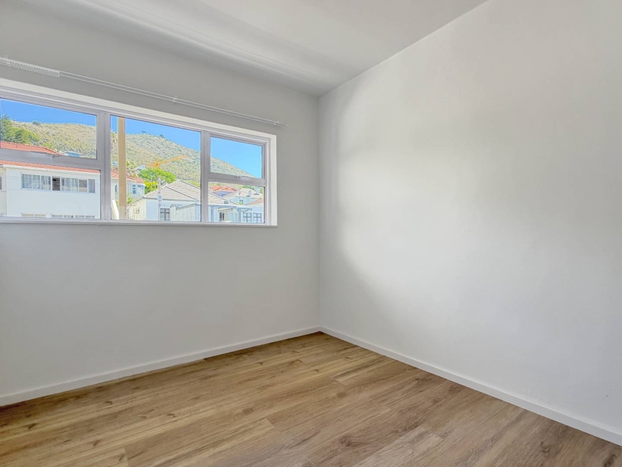 To Let 2 Bedroom Property for Rent in Green Point Western Cape